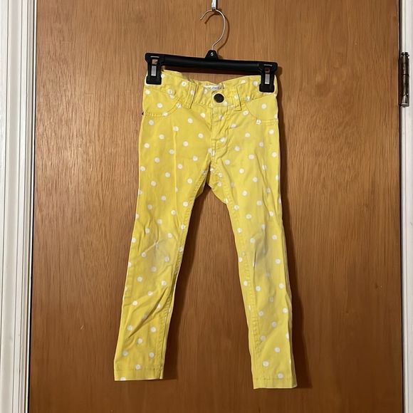 •THE CHILDREN’S PLACE• yellow skinny pants with white polka dot size 4. VGUC - Picture 2 of 5